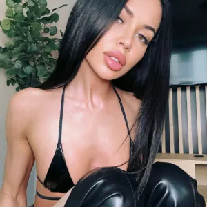 Kitana 💋