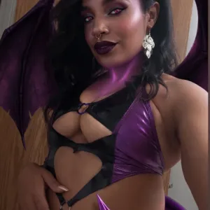 Succubus Seraphine (Free to Subscribe)