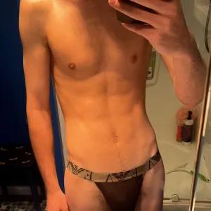 Kiwi Boi 😈🏳️‍🌈