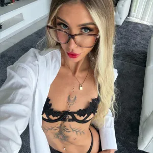 Annabelle Blue