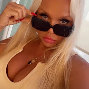 Lady D.