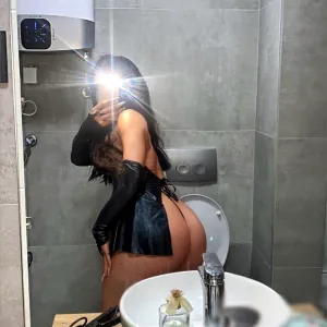 Sara Stojanović.🐝