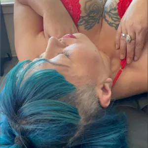 Kiki Willow