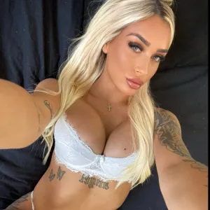 Bri Louise