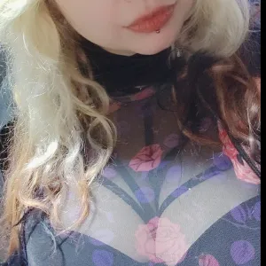 AcidDoll
