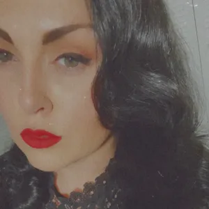 QuirkyandCurvy
