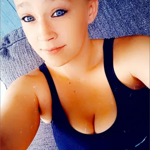Countryyblondegirl