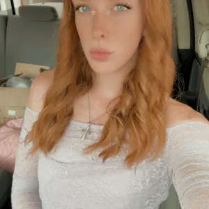 Pinkbunnii215