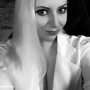 nayla_dingensens