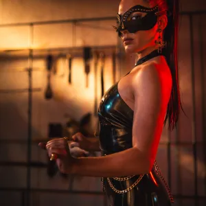 Maitresse Isadora