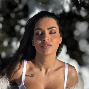 Cinderella Delvecchio