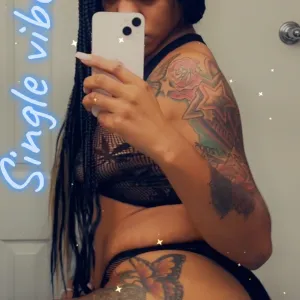 Butterflii 🦋🥰😈Red