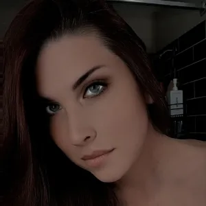 Adelynne Grace