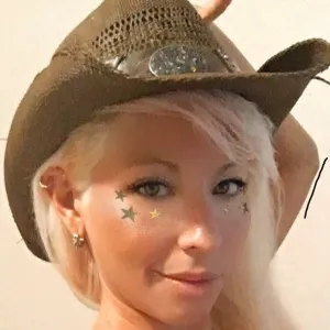Yasmin Candy
