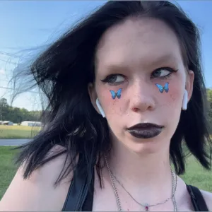 💋🖤thick tatted goth gf🖤💋