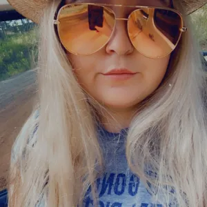 Plus size cowgirl