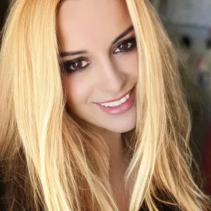SofiaBlonde25