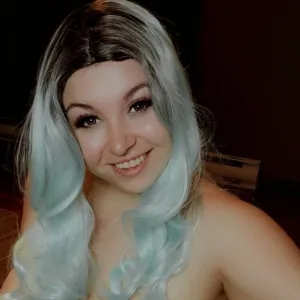 Krystal busty