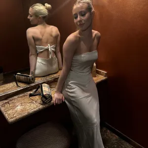ava