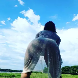 NIÑA TRAVIESA