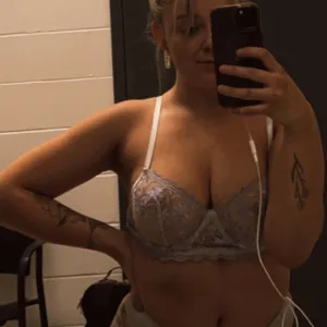 CherryCandyxo