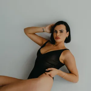 Kasandra James