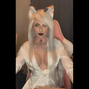 Evie Valentine