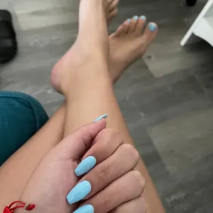 Tinyhandsandtoesgoddess