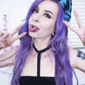 KinkyNyra
