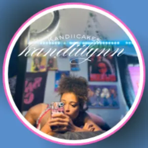 Kandii 🍭💞