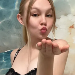 𝒢𝑜𝒹𝒹𝑒𝓈𝓈 𝐼𝓃𝒸𝒶𝓇𝓃𝒶𝓉𝑒