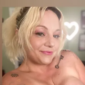 Courtney Trouble