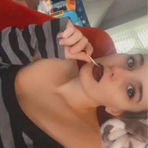 tinymoxxxi