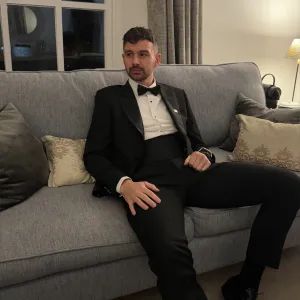 VistaHubby - Swinger