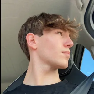 𝐓𝐚𝐲𝐥𝐨𝐫