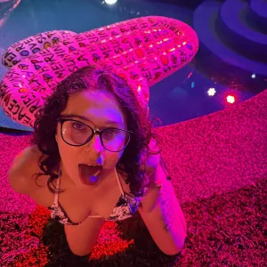 Arihotwife