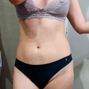 Tiny Asian Lina