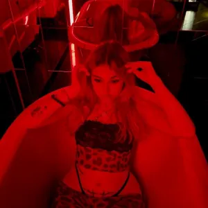 Vickymcbacon
