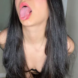 ambar🍑🌸🍑