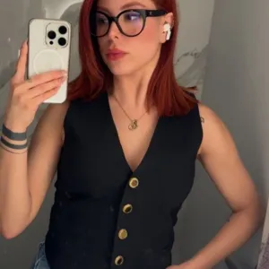 Deb👽