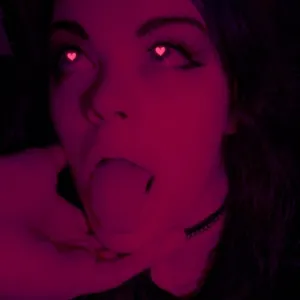 Dahlia Rayne VIP