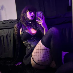 Tall Freya VIP