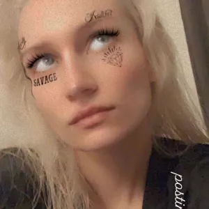 𝖲𝖺𝗆𝖺𝗇𝗍𝗁𝖺