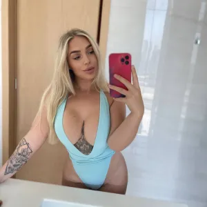 Becca Marie 😍