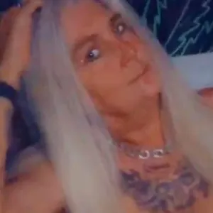 💋Tattedblonde33