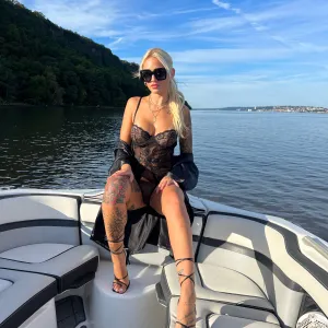 Blondebabespunchy