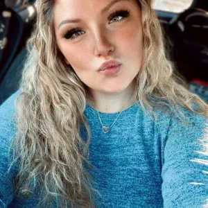 Kay 🖤🐮🌵
