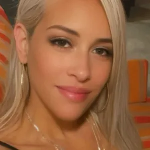 🖤 GIA 🖤