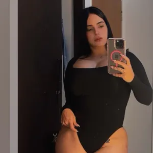 vero 💋🍑 IG: @ veronica_oficiall27