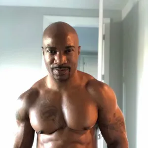 @deesteel33